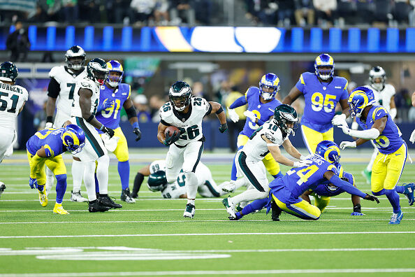 Philadelphia Eagles v Los Angeles Rams