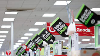 Many Retailers Closed For Thanksgiving & Reopen On Black Friday 