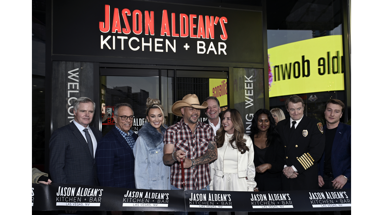 Jason Aldean Celebrates The Grand Opening Of New Jason Aldean's Kitchen + Bar On The Las Vegas Strip