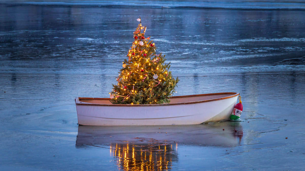 Video Shows 'Corvette' Crash In Water During Florida Christmas Boat