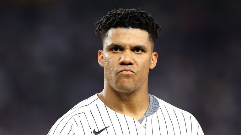 Boston Red Sox v New York Yankees