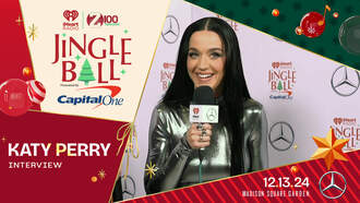 Katy Perry Takes Her Family Christmas Caroling Each Year 