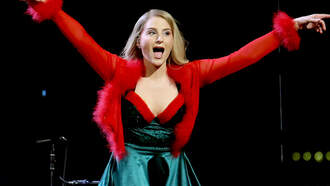 Meghan Trainor Freaks Out On Stage After Spotting Influencer In Front Row