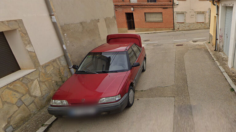 A car seen on Google Maps that was allegedly used in a crime