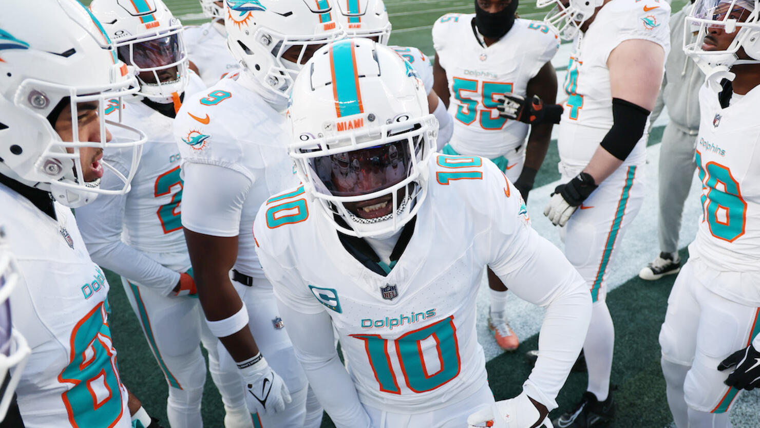 Miami Dolphins v New York Jets