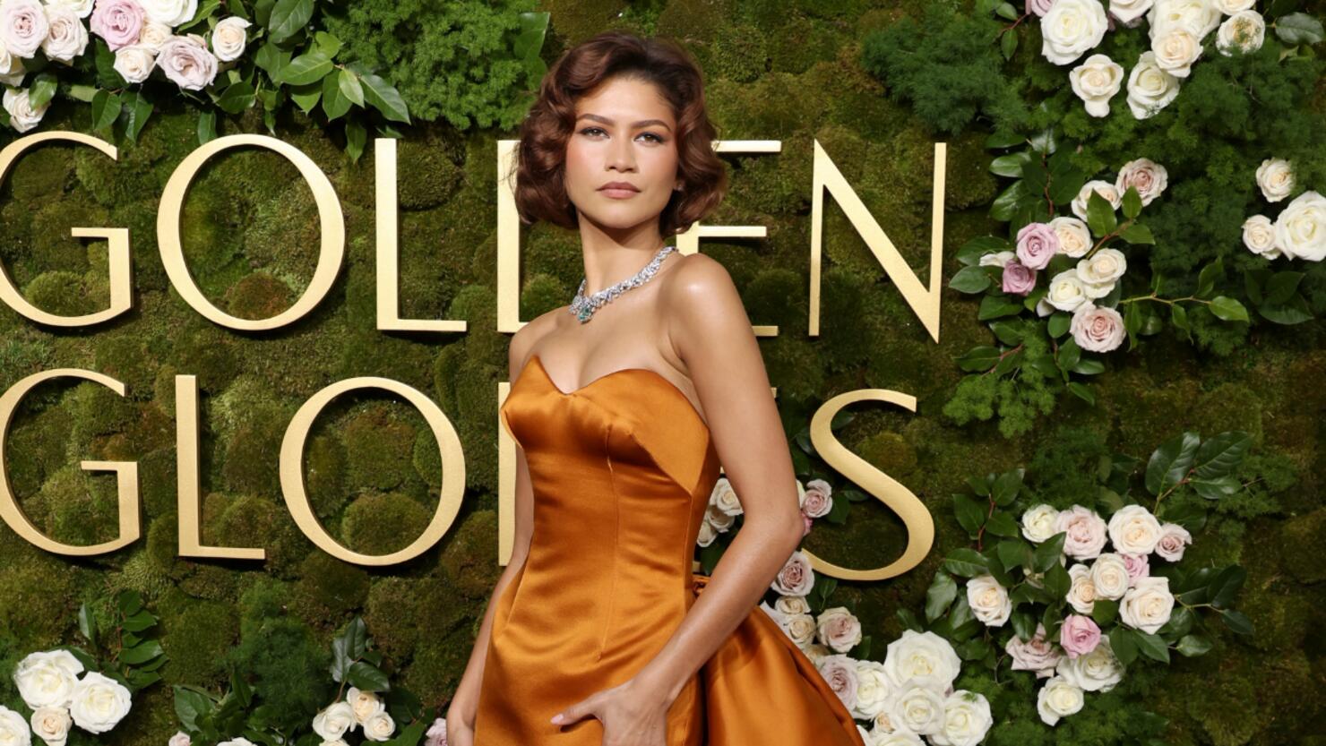 Zendaya Sparks Engagement Rumors With Stunning Ring At Golden Globes ...