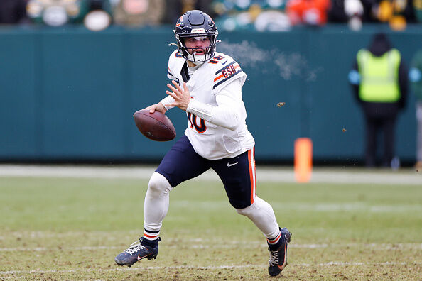 Chicago Bears v Green Bay Packers