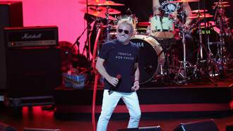 Sammy Hagar Names The Van Halen Song He Finds Hard To Sing !