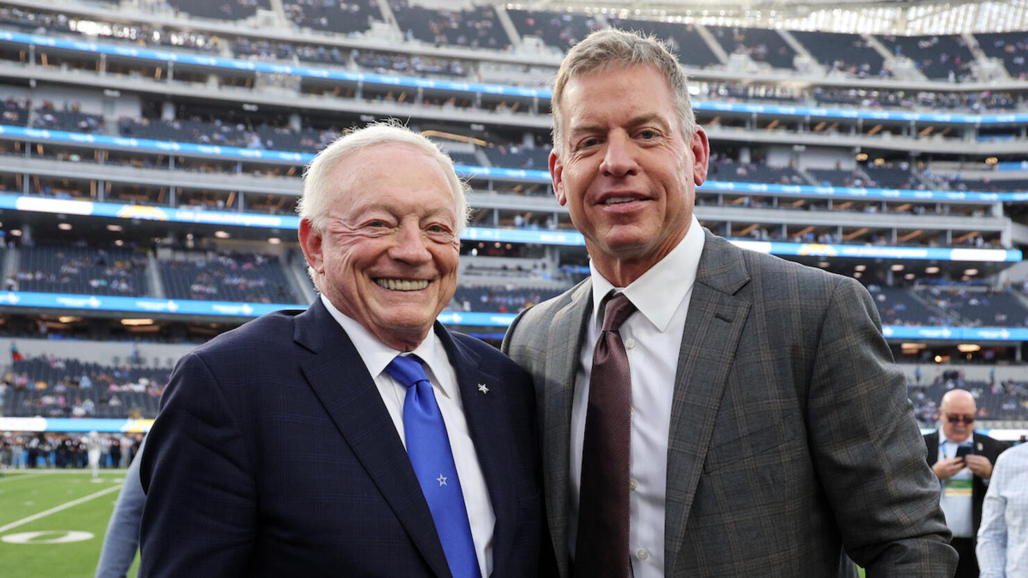 Dallas Cowboys v Los Angeles Chargers