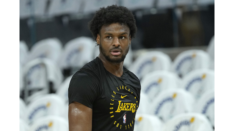 Los Angeles Lakers v Golden State Warriors