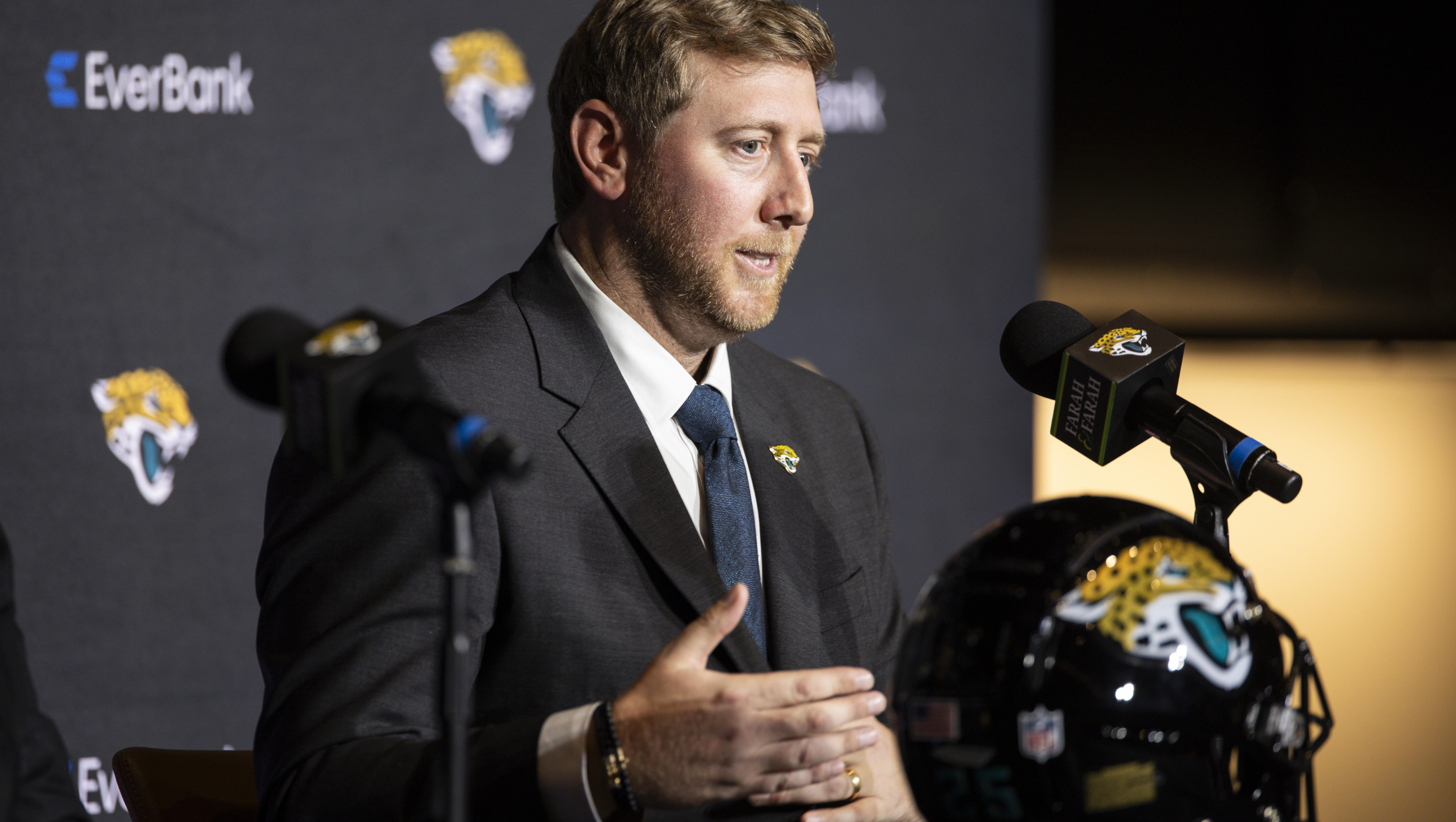 Jaguars Finalize Coaching Staff