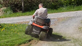 Video: Mower-Riding Miscreant Smashes Multiple Mailboxes in Florida Neighborhood