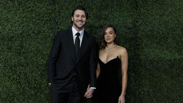 Josh Allen Shares Honeymoon Photos With 'Wifey' Hailee Steinfeld