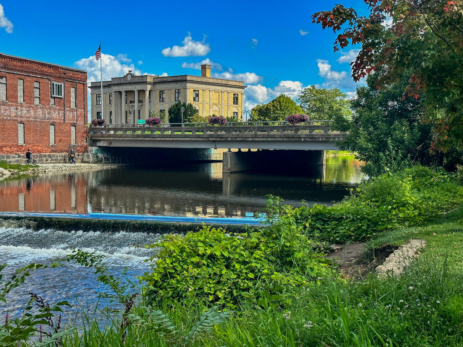 Bridge over Shiawasee River in downtown Owosso, Michigan