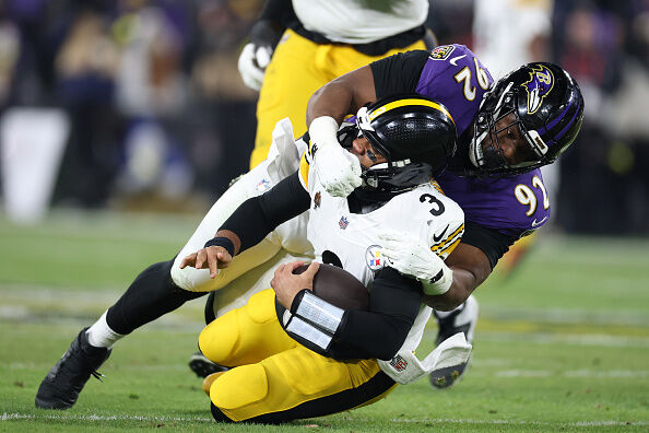 AFC Wild Card Playoffs: Pittsburgh Steelers v Baltimore Ravens