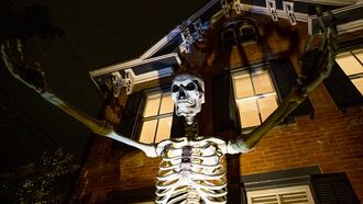 Video: Community Rallies Around Homeowner Slammed for 'Creepy' Skeleton Decorations