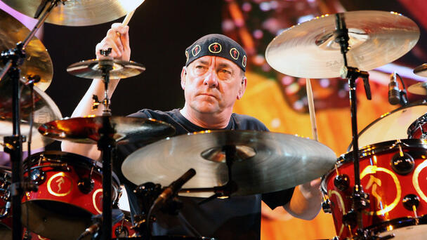 Neil Peart's Brother Dies From Same Rare Cancer As RUSH Drummer