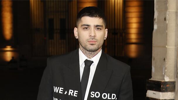 Zayn Malik Shocks Fans By Singing One Direction Song On Major Anniversary