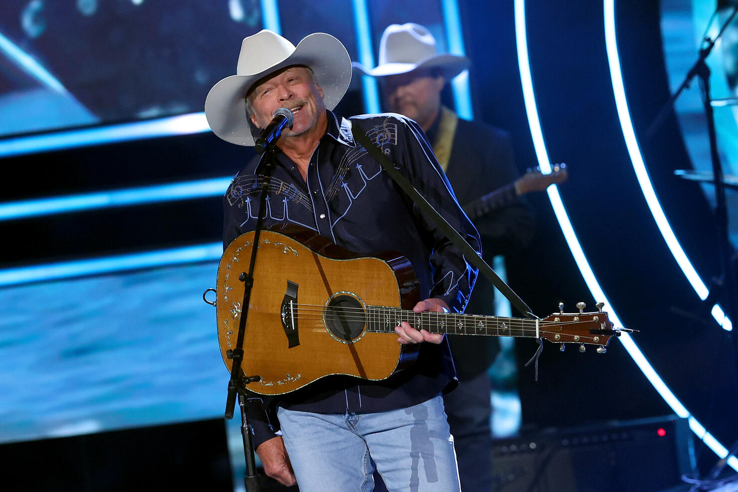 2022 CMT Artists Of The Year - Show