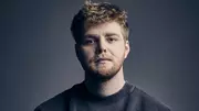Alex Warren Marks A Milestone Year With iHeartRadio's 'On The Verge'