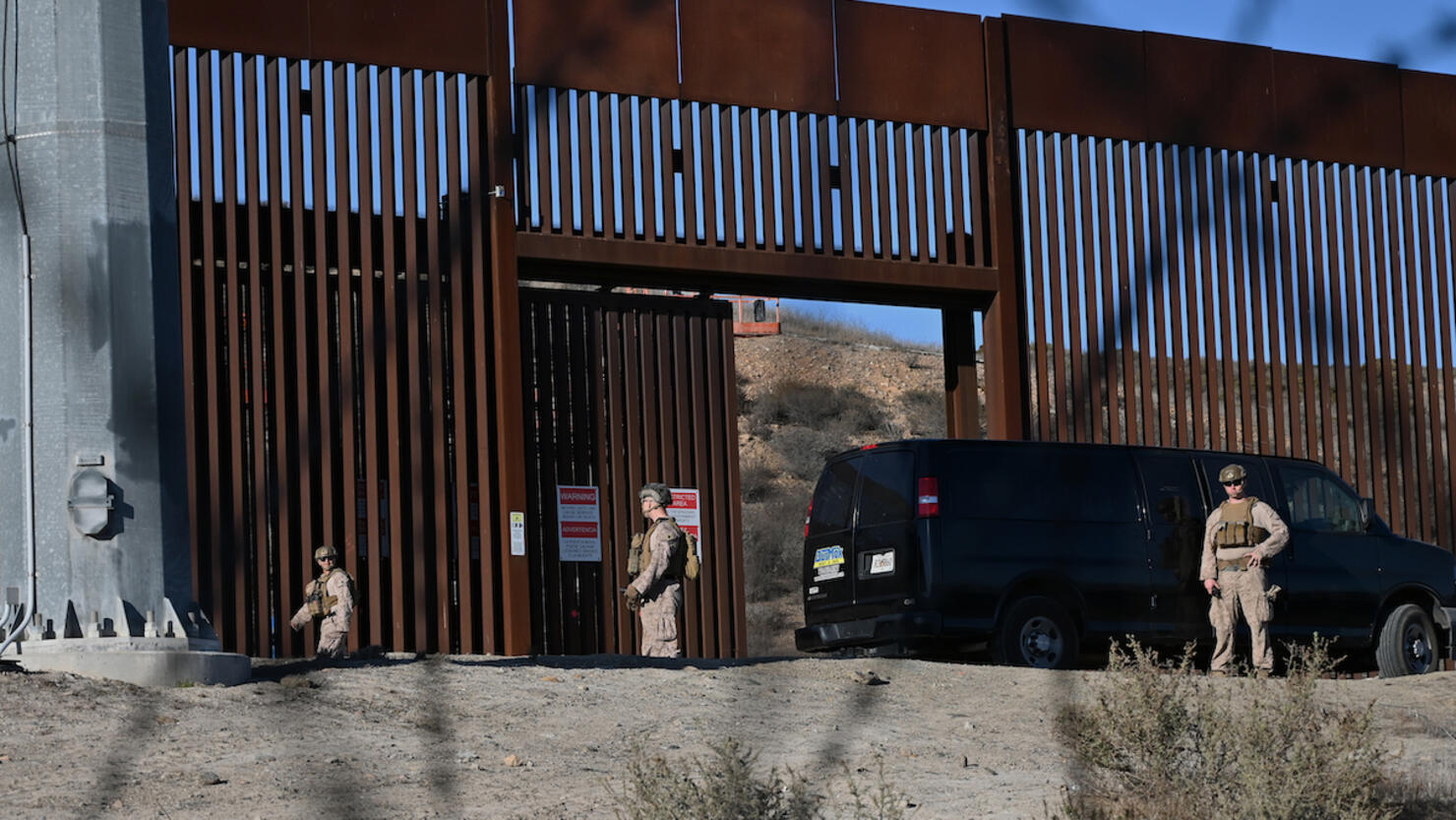 US Troops Reinforce The US-Mexico Border Wall