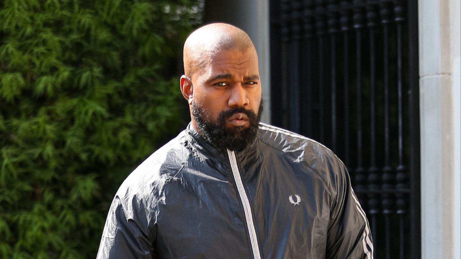 Ye