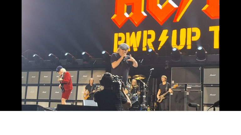 AC⚡️DC Concert
