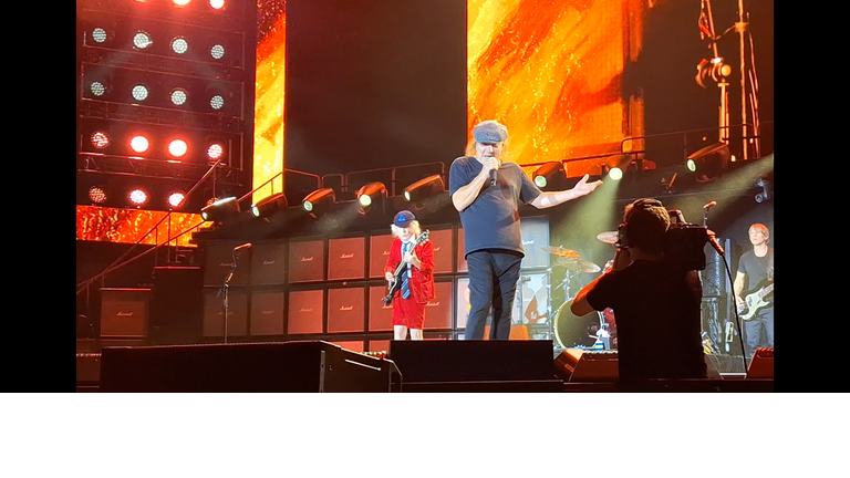 AC⚡️DC Concert