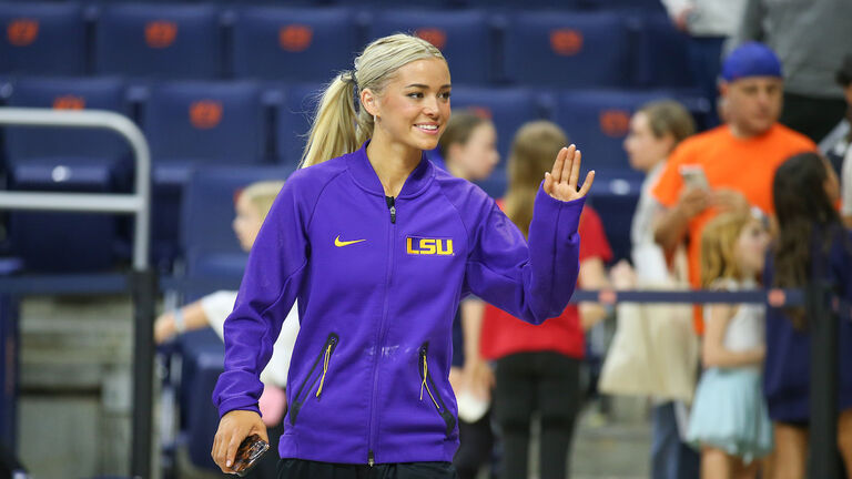 LSU v Auburn