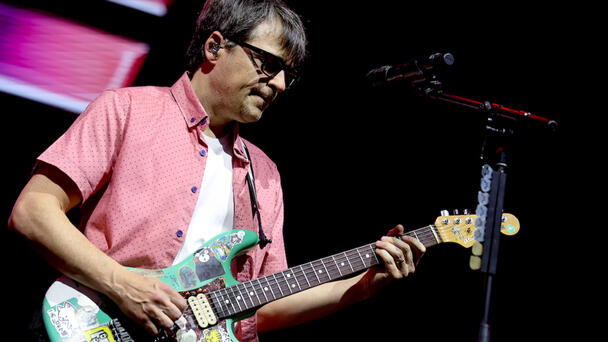 There's A Weezer Mockumentary In The Works: Here's Who's Reportedly In It