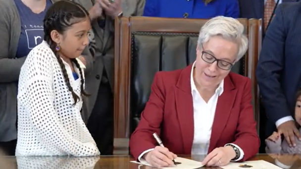 Kotek Signs Summer Learning Bills