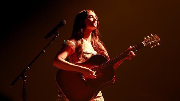 Listen to Kacey Musgraves do her own rendition of an old Hank Williams tune