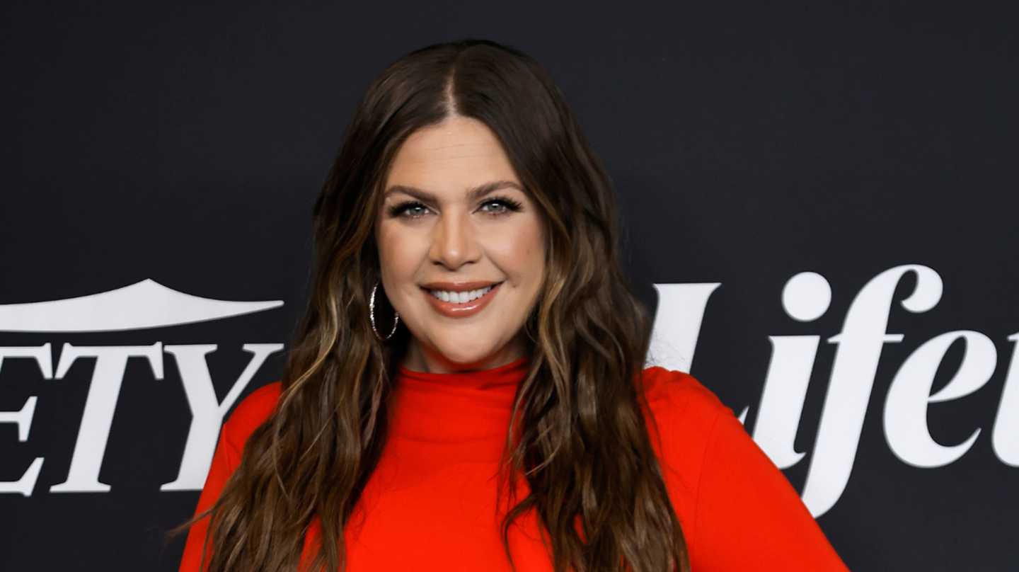 Pregnant Hillary Scott Rocks Glamorous Red Gown — See The Photos
