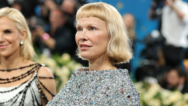 See Pamela Anderson Show Off Dramatic Hair Transformation At 2025 Met Gala