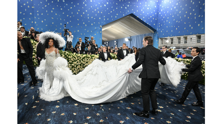 US-ENTERTAINMENT-FASHION-METGALA-CELEBRITY-MUSEUM-RED CARPET