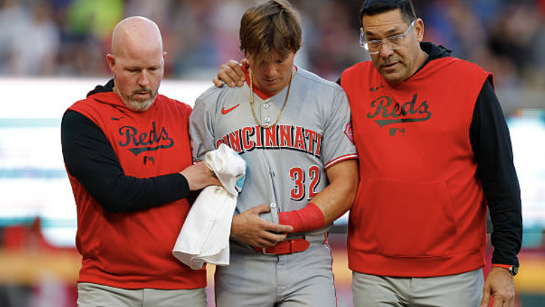 Reds lose game and Callihan, get 1 hit 