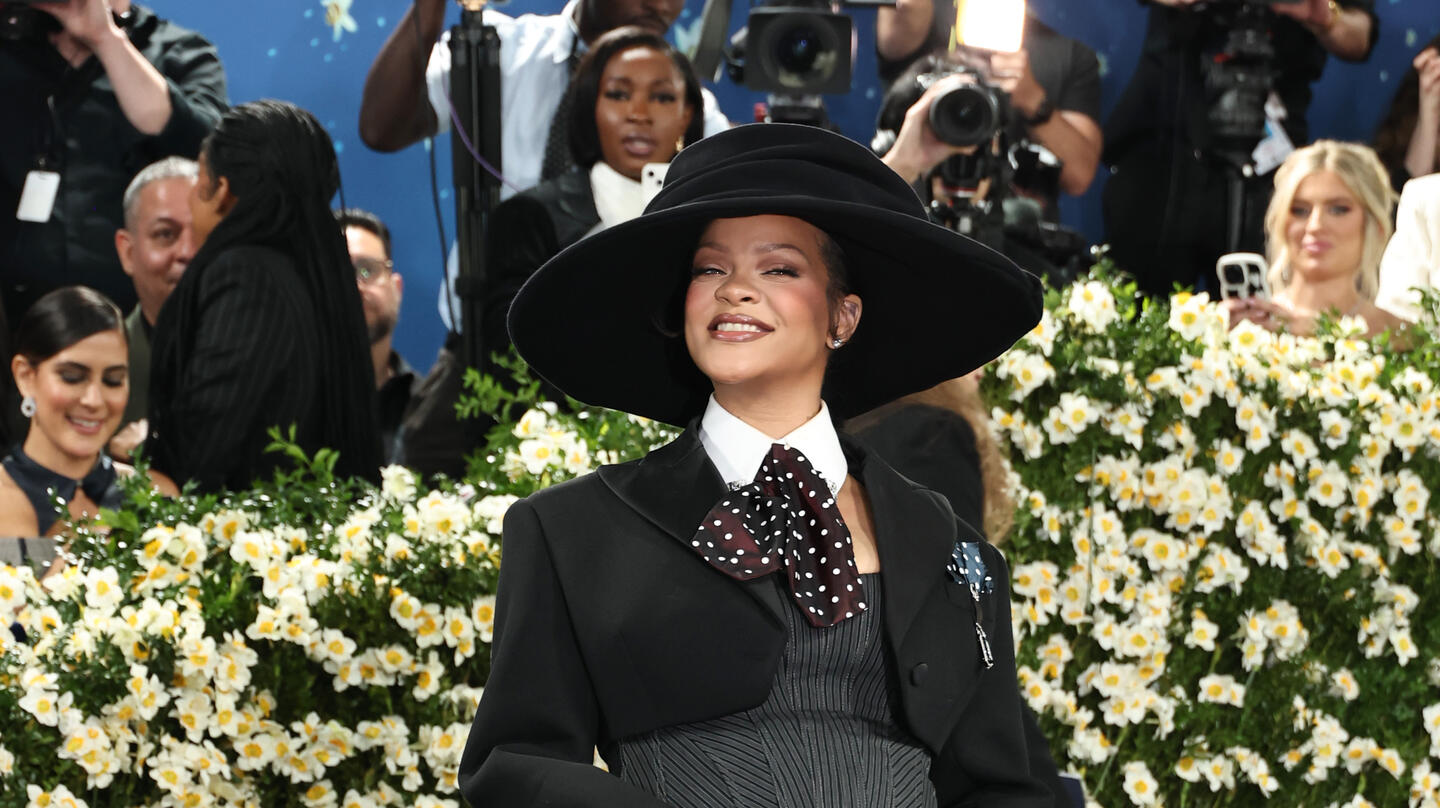 Rihanna Confirms Pregnancy At 2025 Met Gala: See Her Bump