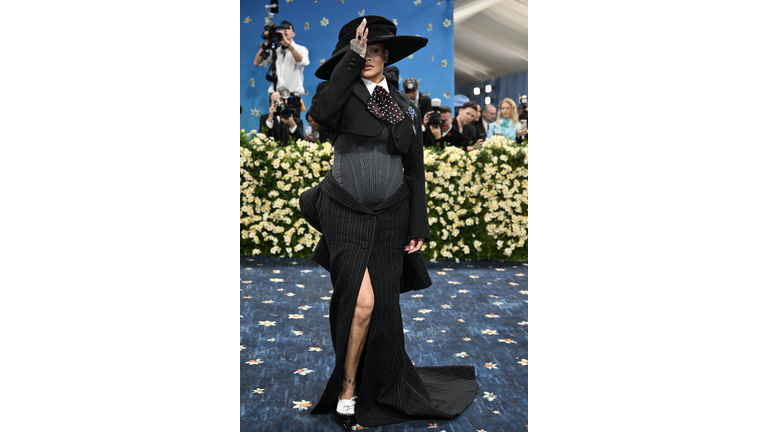 US-ENTERTAINMENT-FASHION-METGALA-CELEBRITY-MUSEUM-RED CARPET