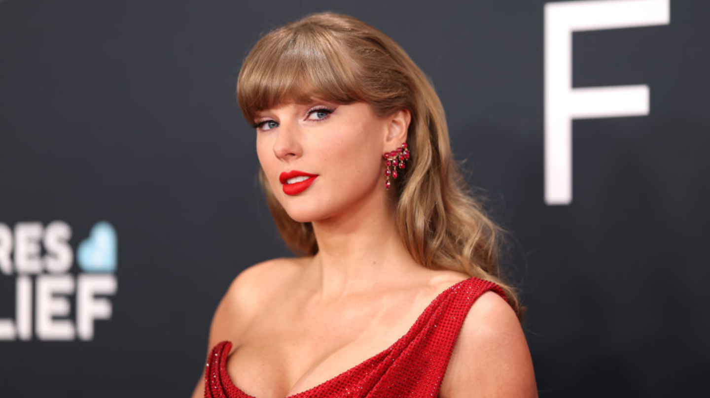 Taylor Swift's Former Estate For Sale For A Fortune
