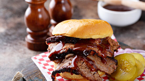 Popular Illinois Eatery Serves The 'Best Barbecue' In The Entire State