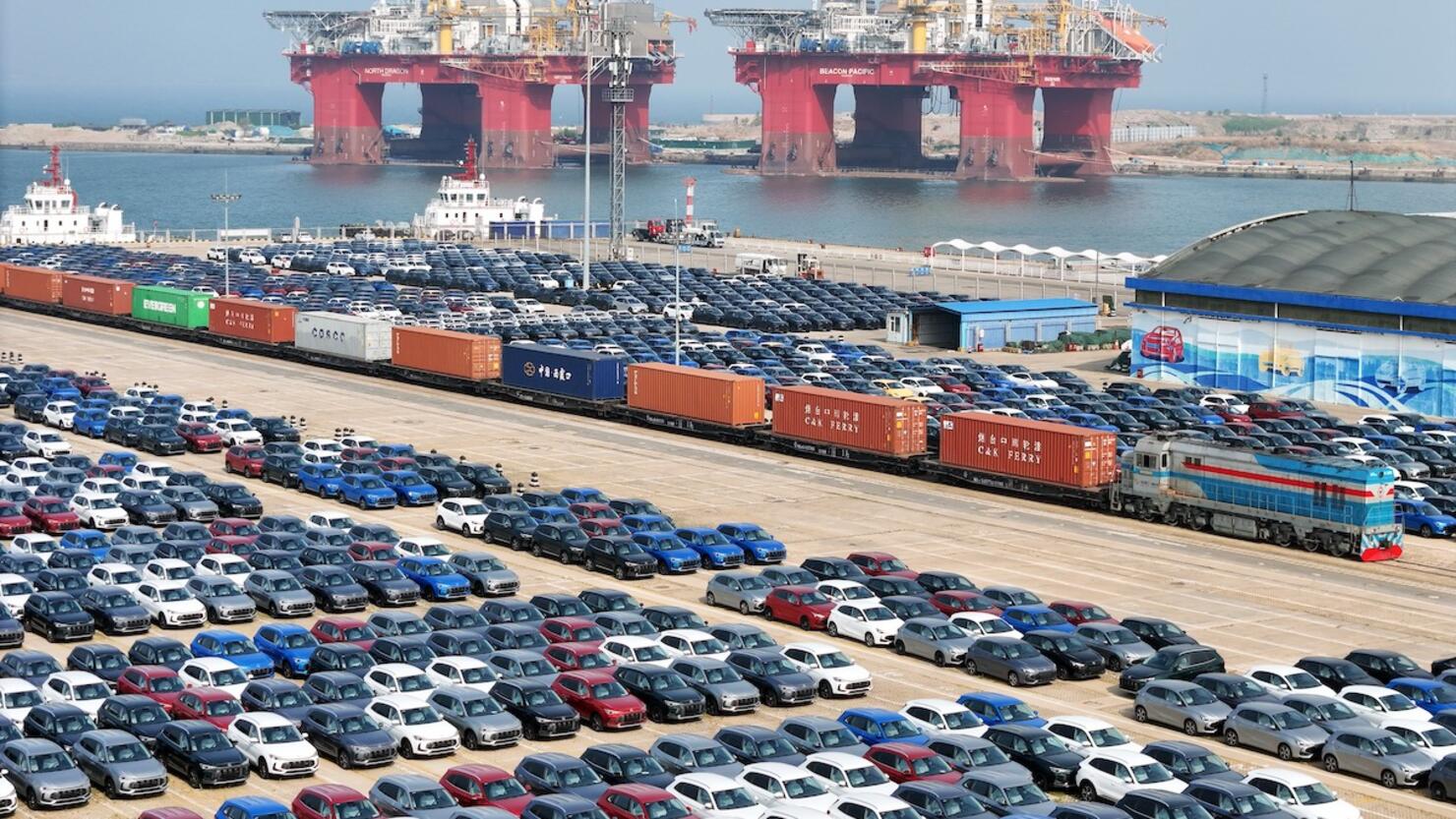 Global Manufacturing Industry in April 2025