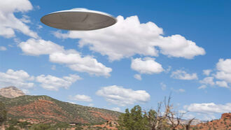 Border Patrol Agent Reports Witnessing UFOs in Arizona