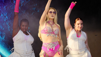 WATCH: Meghan Trainor Unexpectedly Changes Lyrics To 'All About That Bass'