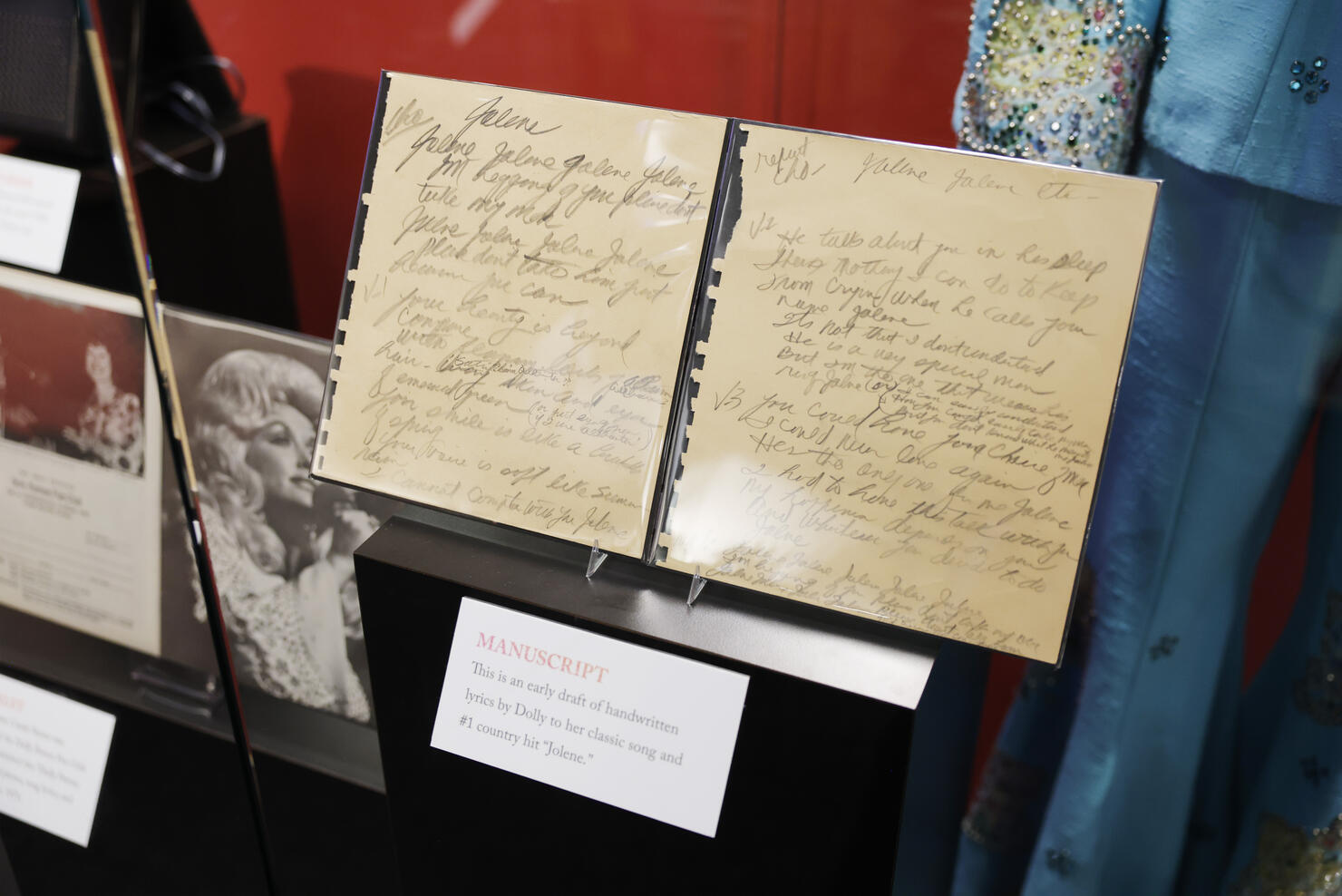 Country Music Hall of Fame and Museum Opens New Exhibit Dolly Parton: Journey of a Seeker