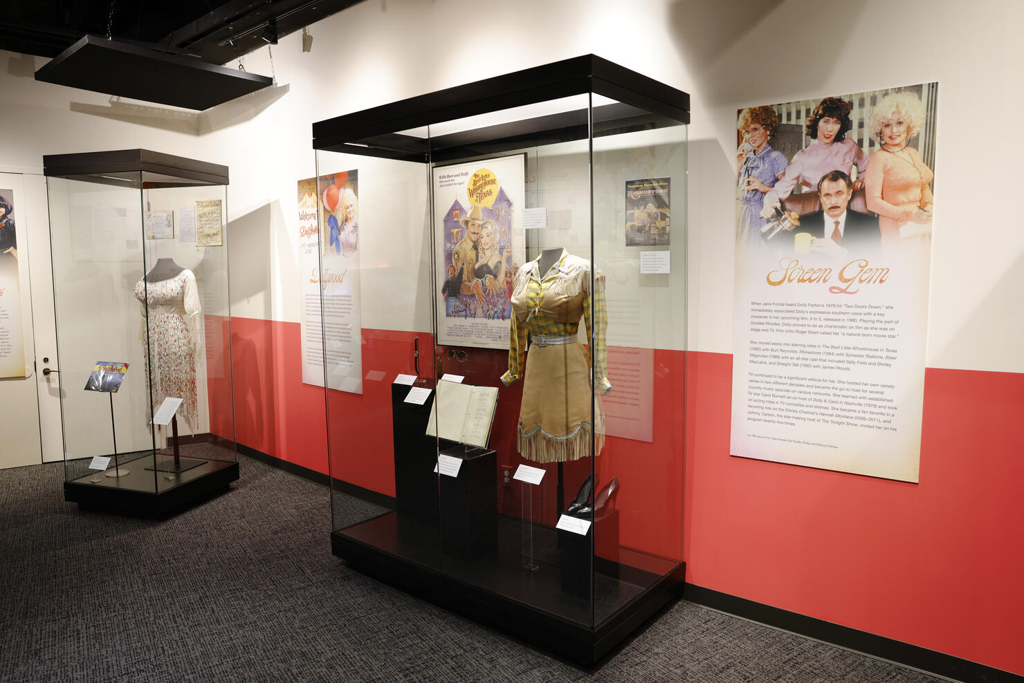 Country Music Hall of Fame and Museum Opens New Exhibit Dolly Parton: Journey of a Seeker