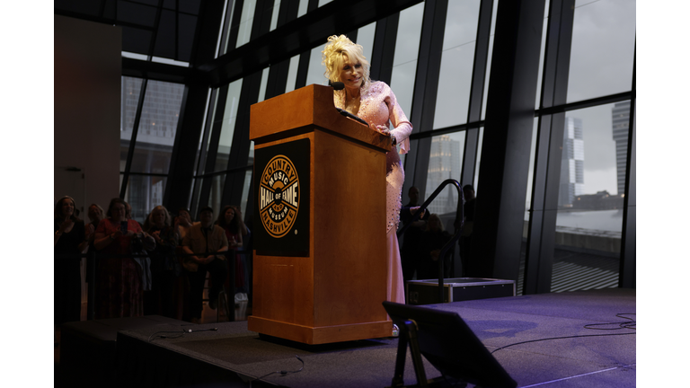 Country Music Hall of Fame and Museum Opens New Exhibit Dolly Parton: Journey of a Seeker