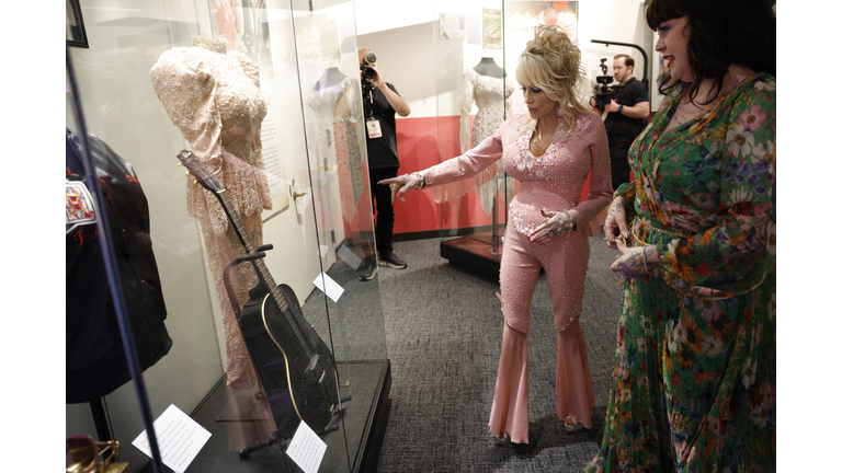 Country Music Hall of Fame and Museum Opens New Exhibit Dolly Parton: Journey of a Seeker