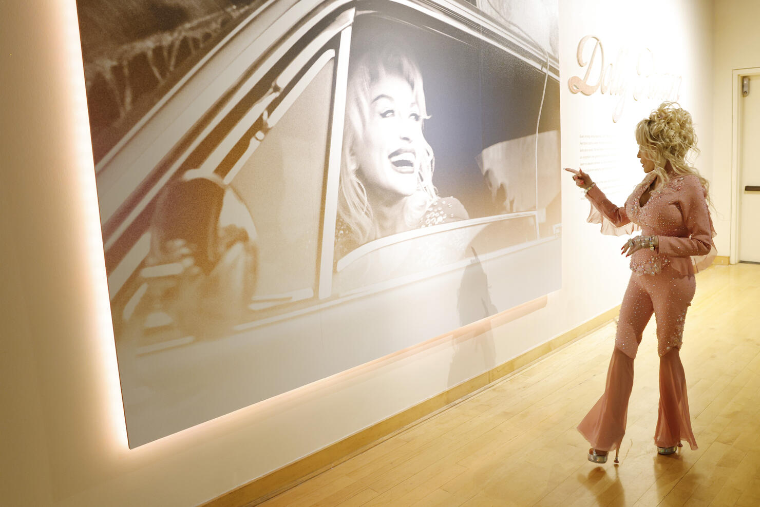 Country Music Hall of Fame and Museum Opens New Exhibit Dolly Parton: Journey of a Seeker