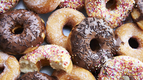 Popular California Bakery Serves The 'Best Doughnut' In The Entire State