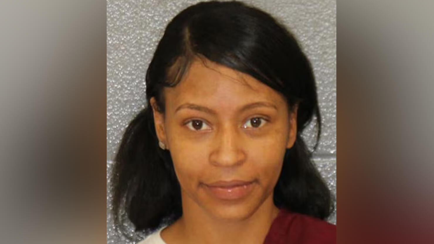 Mugshot of Mariah Hector, 33